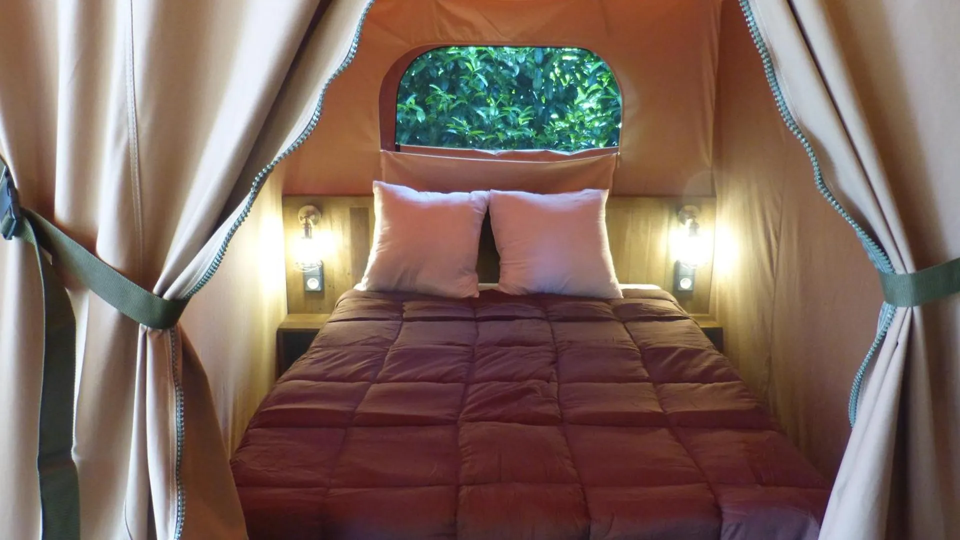 Camping Le Clos De La Lere Cayriech 0*,